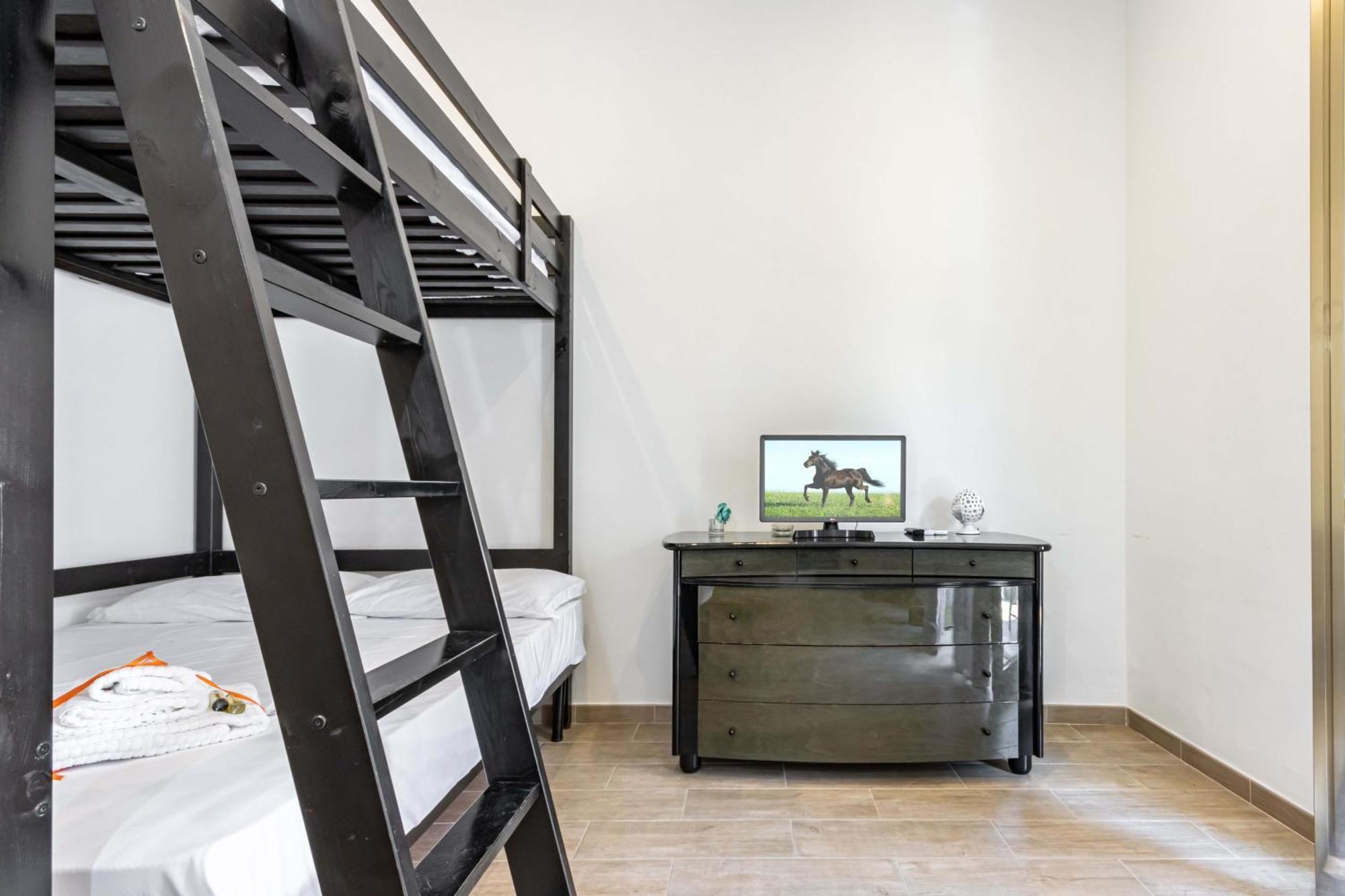 San Nicola Apartments By Rentbeat Bari Extérieur photo